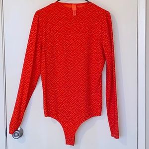BRAND NEW!! FENDI x SKIMS Mock Neck Long Sleeve Bodysuit SZ. XL Color: GEORGIA